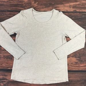 Women’s Lululemon Crew longsleeve top size S/M